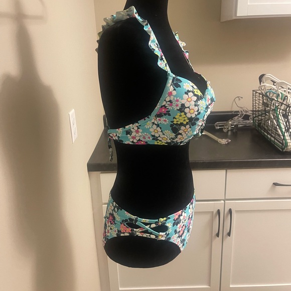 California Waves Bikini size L, NWOT - Picture 4 of 9